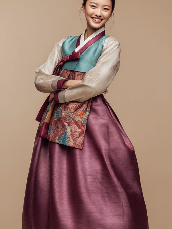 자주 치마와 꽃무늬 배자