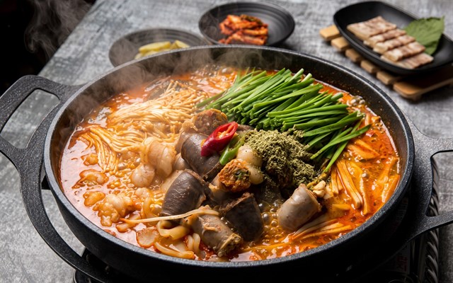 순대곱창버섯전골