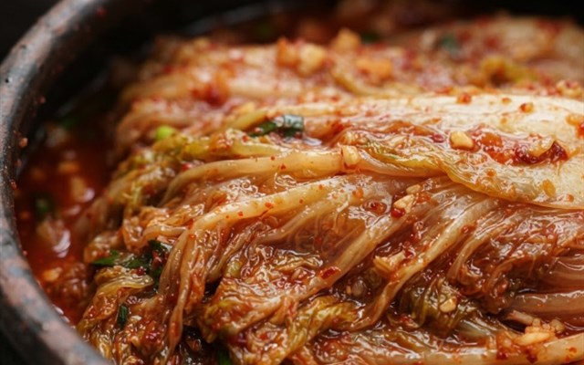 알맞게 익은 포기김치